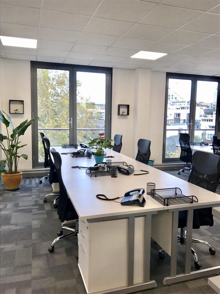Private desk workspace in serviced office at Putney Bridge Road